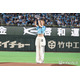 Hearts2Hearts、東京ドーム登場でパフォーマンス ジウは始球式で美しいフォーム披露・日本語で挨拶も