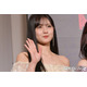 元乃木坂46中村麗乃、白レースタイツ姿のフレンチガーリーコーデ公開「異世界」「上品で素敵」と反響