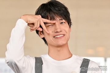 Aぇ! group佐野晶哉「Aぇ! Teamです」“関西人だらけ”の現場に安堵 共演者から絶賛も受ける【ひまわりの歌～ヘブンズ・レコードからの景色～】 画像