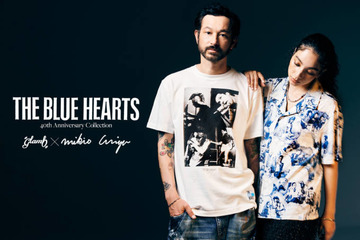 【独占】THE BLUE HEARTS、結成40周年記念glamb×有賀幹夫によるコラボが大反響！アーカイブフォトを使用したアロハシャツやCDが隠れたフォトTシャツが登場 画像