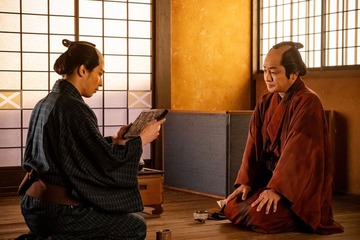 大河「べらぼう」蔦重（横浜流星）が涙した鱗形屋（片岡愛之助）の置き土産「運命」「ここに繋がるとは」の声 画像