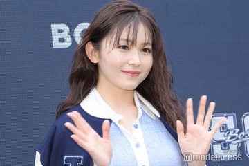 久間田琳加、美脚際立つ“りんか丈”コーデ披露「憧れのスタイル」「脚長くて綺麗」と反響 画像