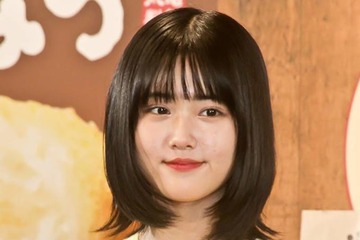 原菜乃華、美背中を披露したドレスSHOTに反響「横顔がきれい」「超絶かわいい」 画像
