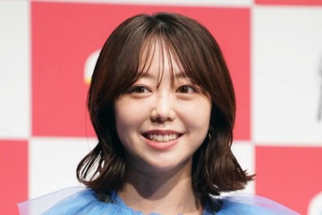 1児の母・峯岸みなみ「まだ1年生なんで分からないことばかり」夏の子育てに悩み 画像
