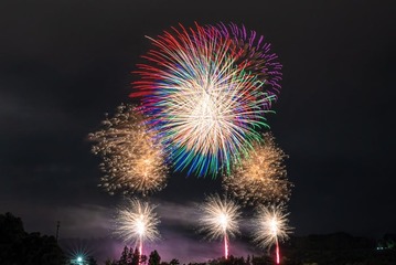 神奈川で「相模原納涼花火大会」9月6日開催 約8,000発の大輪の花が夜空彩る 画像