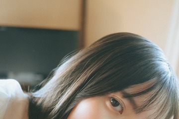 櫻坂46四期生・山田桃実、初ソログラビア飾る 自身のセンター曲への想いも 画像