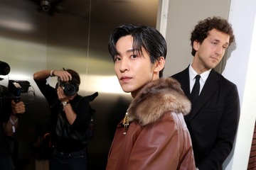 Snow Man目黒蓮・川口春奈「フェンディ」ミラノコレクションに来場 Stray Kidsバンチャン・ITZYユナらも 画像