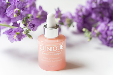 その名の通り「輝きを取り戻す！」この時期の「乾燥・肌荒れ」負のループに同時アプローチ、薬用うるつやドロップ美容液がクリニークから 画像