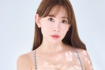 小嶋陽菜、ビキニ姿で抜群プロポーション披露「ヤンマガ」表紙登場 画像