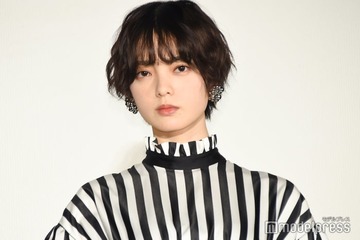 平手友梨奈、雰囲気ガラリのピンクヘアにファン衝撃「ギャップすごい」「別人級」 画像