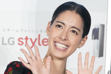 森泉、娘の七五三の晴れ姿を披露！「横顔めっちゃママに似てるー」「将来が楽しみ」と反響 画像