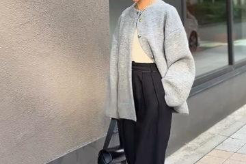 二枚目カーデを選ぶなら、遊び心をプラスして。配色カーディガンで作る大人のコーディネート 【40代の毎日コーデ】 画像