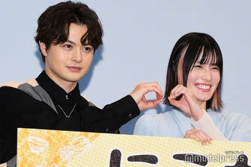 瀬戸康史、橋本愛の意外な“ギャップ”告白「1人で急に笑い始めるんです」【にこたま】 画像