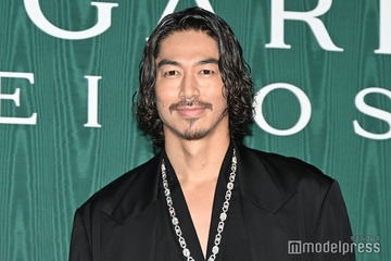 EXILE AKIRA「20年ぶりの渋谷センター街」LDHメンバー4人が街中降臨 豪華ショットに「凄いオーラ」「伝説の写真」と反響 画像