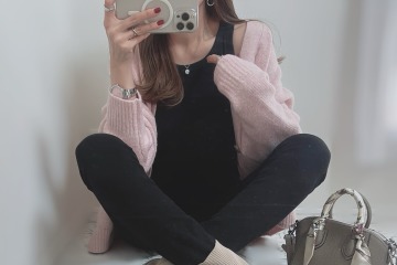 GUのパフニットで春を先取り。ピンク×ブラックで作る甘さを抑えた旬のカジュアル【40代の毎日コーデ】 画像