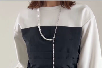 今、買い足すならどんな服？いつもの着こなしが見違える、人気インフルエンサーのマンネリ打破レイヤード 画像