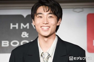 WATWING八村倫太郎、こどもの日に幼少期ショット公開「小さい頃からイケメン」「ハンバーガー持ってるの愛らしい」の声 画像