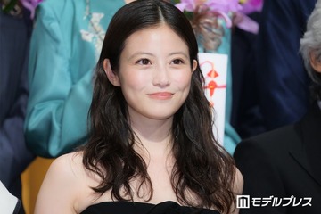 今田美桜「あんぱん」撮影期間振り返り感謝「人生の中でかけがえのない財産」【第34回 橋田賞】 画像