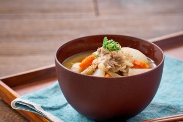 貧血、めまい、不眠…「カラダの血液が足りてない」人に飲んでほしい、体を整える「薬膳おみそ汁」。漢方と味噌のエキスパートが贈る、身近なのに意外な食材でつくるレシピ3選 画像