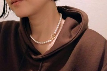 48歳PTA中受ママが月1万円貯金で【自腹買い】肩コリも老け首もケアできるネックレスが「レベチですごかった」と断言できる理由とは 画像