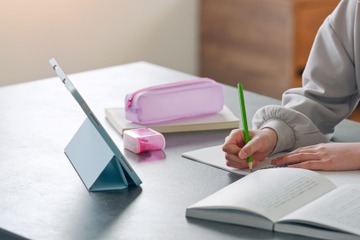 学力が追いつかず「ほぼ記念受験」の娘。先輩ママが教えてくれた、中学受験「最後のカード」とは 画像
