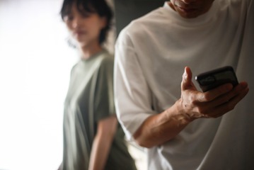 「不倫している男」ってこんなタイプ。実は”共通している点”があるってホント…？ 画像