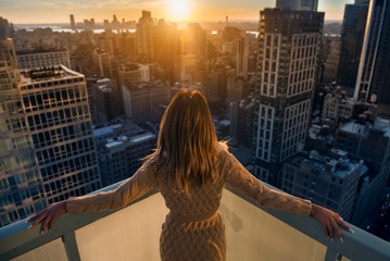 「一等地の地主」って、普段は何してるの？ 富裕層の驚きの暮らしとは 画像
