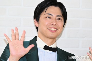 コットン西村真二「嫁さんの妹が保育士なんだけどプロすぎる」0歳息子の写真＆足形使ったアート公開「発想がすごい」「めちゃくちゃ上手」と反響 画像