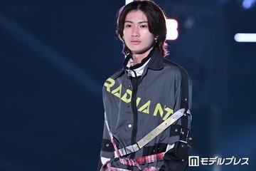 市村正親の長男・市村優汰、母・篠原涼子の誕生日祝福で両親2ショット公開「仲良しでほっこり」「いい関係なのが伝わってくる」 画像