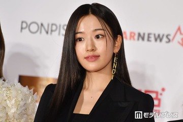 IVEユジン、美脚スラリのショーパン姿に「カッコいい」「脚長すぎ」の声 画像
