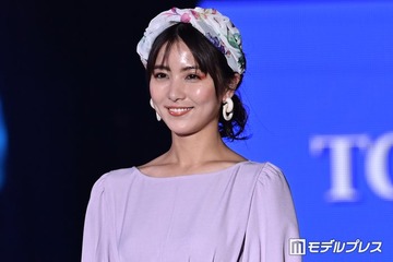 石川恋、カットした新ヘアスタイル公開「外ハネが似合う」「綺麗」の声 画像
