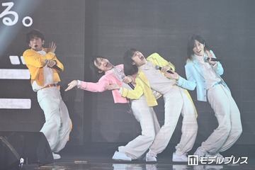 モナキ「TGC」初出演で2曲堂々披露 じんは“すっぴん”でパフォーマンス「メイク道具一式忘れまして」【TGC2026A/W】 画像
