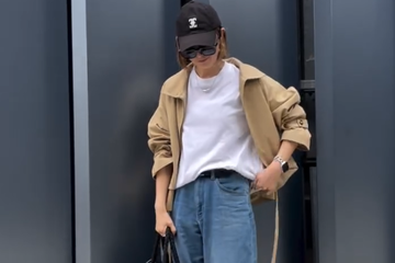 クールにきまる【ユニクロ】ユニセックス服。秋の白Ｔ×デニムも着るだけで洗練シルエットに【40代の毎日コーデ】 画像