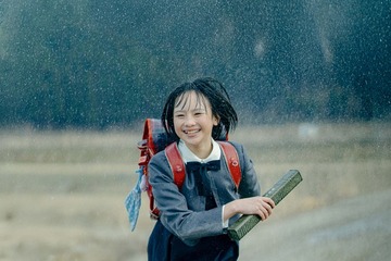 「ルックバック」藤野の幼少期役で注目・七瀬ふうり、初演技で魅せた雨シーン秘話「自然とやってました」野呂佳代ら共演者とのエピソードも【インタビュー】 画像