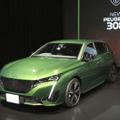 プジョーの「308」＝13日午後、東京都港区