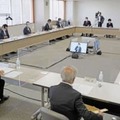 福井県敦賀市で開かれた原発立地地域の将来像を議論する会合＝3日午前