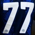 七夕だから！奇妙な「背番号77」をつけた7人のスターたち