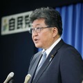 記者会見する自民党の萩生田政調会長＝10日午前10時52分、東京・永田町の党本部