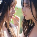 小川彩、井上和／撮影：花盛友里