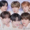 モデルプレスのインタビューに応じたNCT WISH（上段左から）リク、シオン、ユウシ（下段左から）リョウ、サクヤ、ジェヒ（C）モデルプレス