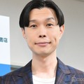 エッセイ第3弾『この平坦な道を僕はまっすぐ歩けない』の刊行記念取材会に出席した岩井勇気（C）モデルプレス