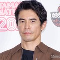 短髪の伊藤英明（C）モデルプレス
