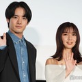 映画「366日」大ヒット御礼舞台挨拶に出席した赤楚衛二、上白石萌歌（C）モデルプレス