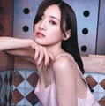 中田花奈 2nd写真集「掻き立てる」（C）笠井爾示 ／講談社