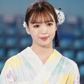 「脚長い！！」藤田ニコル、ほっそりお腹チラ見せの私服SHOTに絶賛の声「エレガントでキラッキラ」