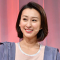 浅田舞、美デコルテを大胆に見せたドレスSHOTにファン釘付け「セクシー」「オーラを感じます」