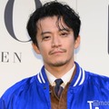小栗旬（C）モデルプレス