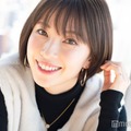 茶髪の藤原望未（C）モデルプレス