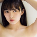 シャルロット日比谷萌甘、美谷間くっきり「ヤンマガ」ソログラビア初登場 画像