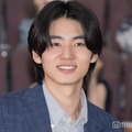 井内悠陽、女装コスプレ姿に反響続々「別人級」「完成度すごい」 画像